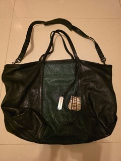 （分類：）位於 。 由 maoleung 提交（商品編號 1385394431，圖片 1）。簡介： 。