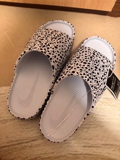 （分類：）位於 。 由 sb.official 提交（商品編號 1385386704，圖片 1）。簡介： 。