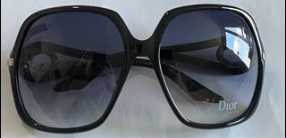 （分類：）位於 。 由 newoptics 提交（商品編號 1385375782，圖片 1）。簡介： 。