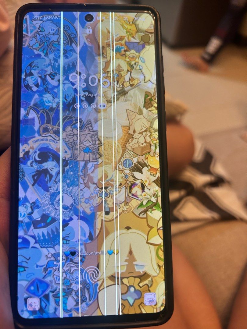 A71 (Category: Samsung) located in Taguig. Submitted by tidytitan (Listing ID 1382821279, Image 3). Description: With green lines but performance is good.