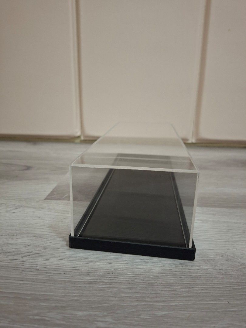 Acrylic Case (Category: Cases & Covers) located in Manila. Submitted by shenshaun (Listing ID 1385319112, Image 3). Description: RFS - Wrong size Size - 12x4x3 New Noveleta Cavite pick up.