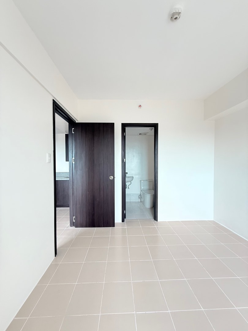 (Category: ) located in . Submitted by realtorlovely (Listing ID 1385392267, Image 1). Description: .