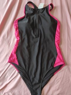 (Category: ) located in . Submitted by youran_sg (Listing ID 1385271643, Image 1). Description: .
