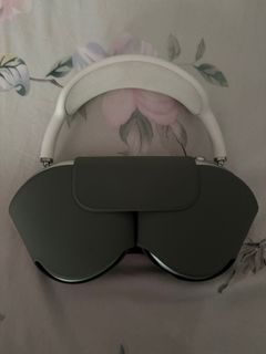 (Category: ) located in . Submitted by aiyoooozz (Listing ID 1385304303, Image 1). Description: .