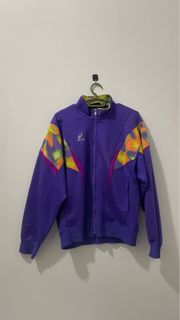 (Category: ) located in . Submitted by solestreet_store (Listing ID 1385341913, Image 1). Description: .
