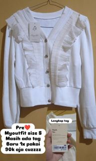 (Kategori: ) berada di . Dikirim oleh prelovebydreamysgirll (ID iklan 1385416411, Gambar 1). Deskripsi: .