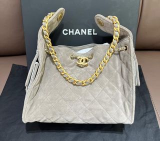 (Category: ) located in . Submitted by belleluxurybrand (Listing ID 1385429517, Image 1). Description: .