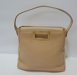 (Kategori: ) berada di . Dikirim oleh natalie_authenticpreloved (ID iklan 1385420046, Gambar 1). Deskripsi: .