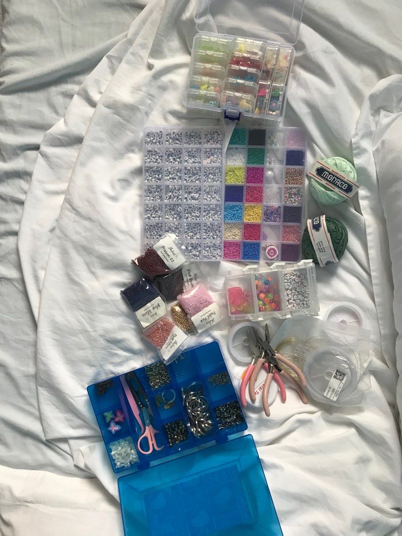 BEADED ACCESSORIES TOOL SET (Category: Craft Supplies & Tools) located in Marikina City. Submitted by yohanayunique (Listing ID 1385282359, Image 1). Description: Inclusions - Brand new 3mm seed beads (6packs) - Letter beads organized alphabetically - Special beads (got it from live selling bead shops) - Brand new tools - Locks and keychains - Organizers - Measuring Bead Board GCASH PAYMENT rfs: wala na time gumawa .
