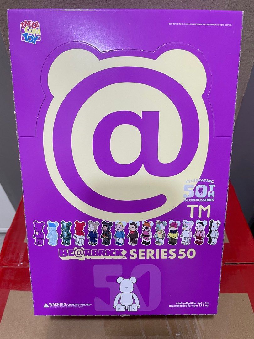 全新未開封Bearbrick Series 50 原盒24 小盒, 興趣及遊戲, 玩具& 遊戲