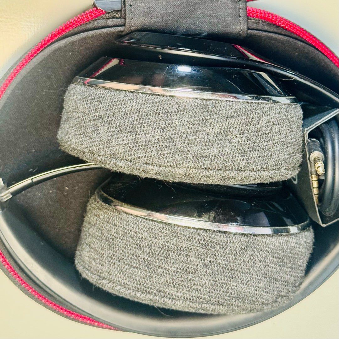 Beats Studio Wireless (Category: Headphones & Headsets) located in Cebu City. Submitted by will.jum (Listing ID 1385369460, Image 2). Description: .