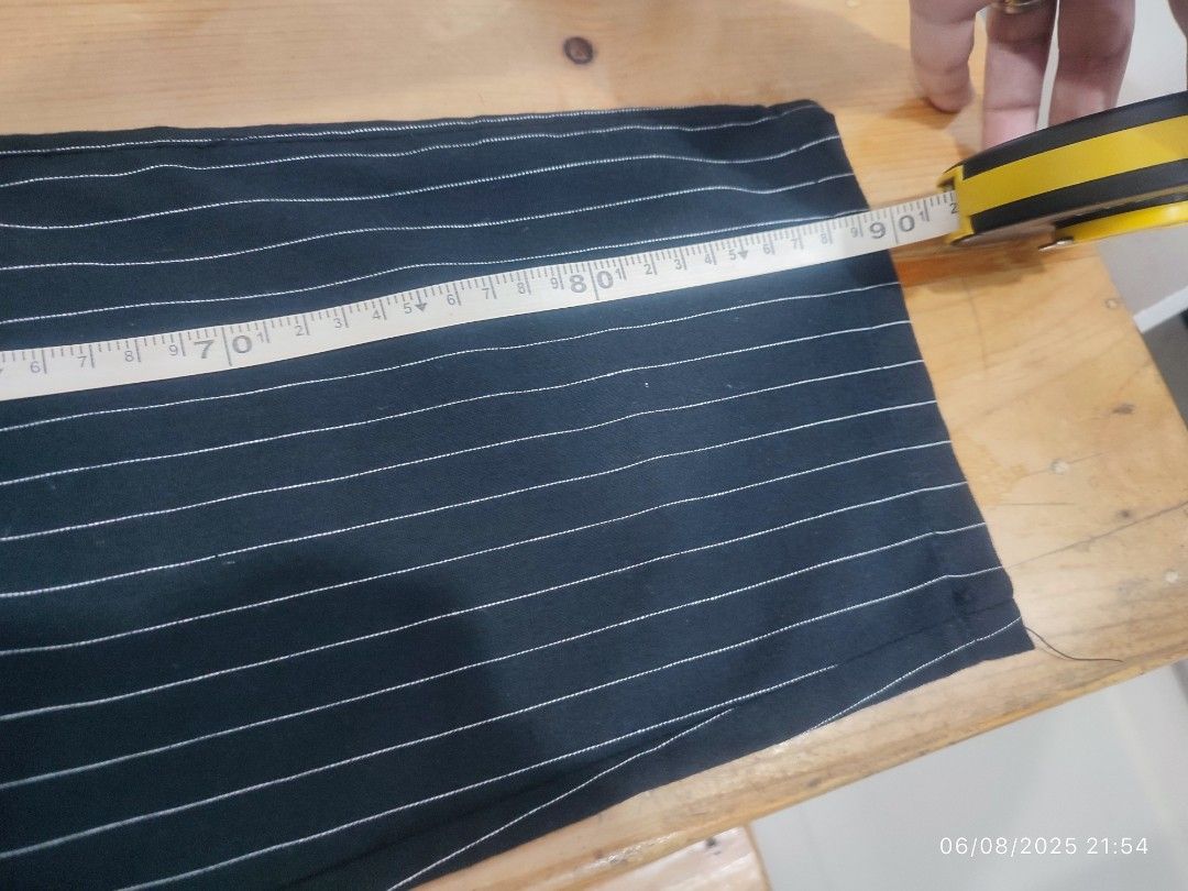 Black Trousers with pin stripes (Category: Trousers) located in Las Pinas. Submitted by d3clutterist (Listing ID 1385241429, Image 2). Description: Bought from online shop Di nagamit since maliit xa sakin 😔size 34 on tag, pero slim xa so, fits well sa 32 Not worn, fitted only RFS Wrong size😔.