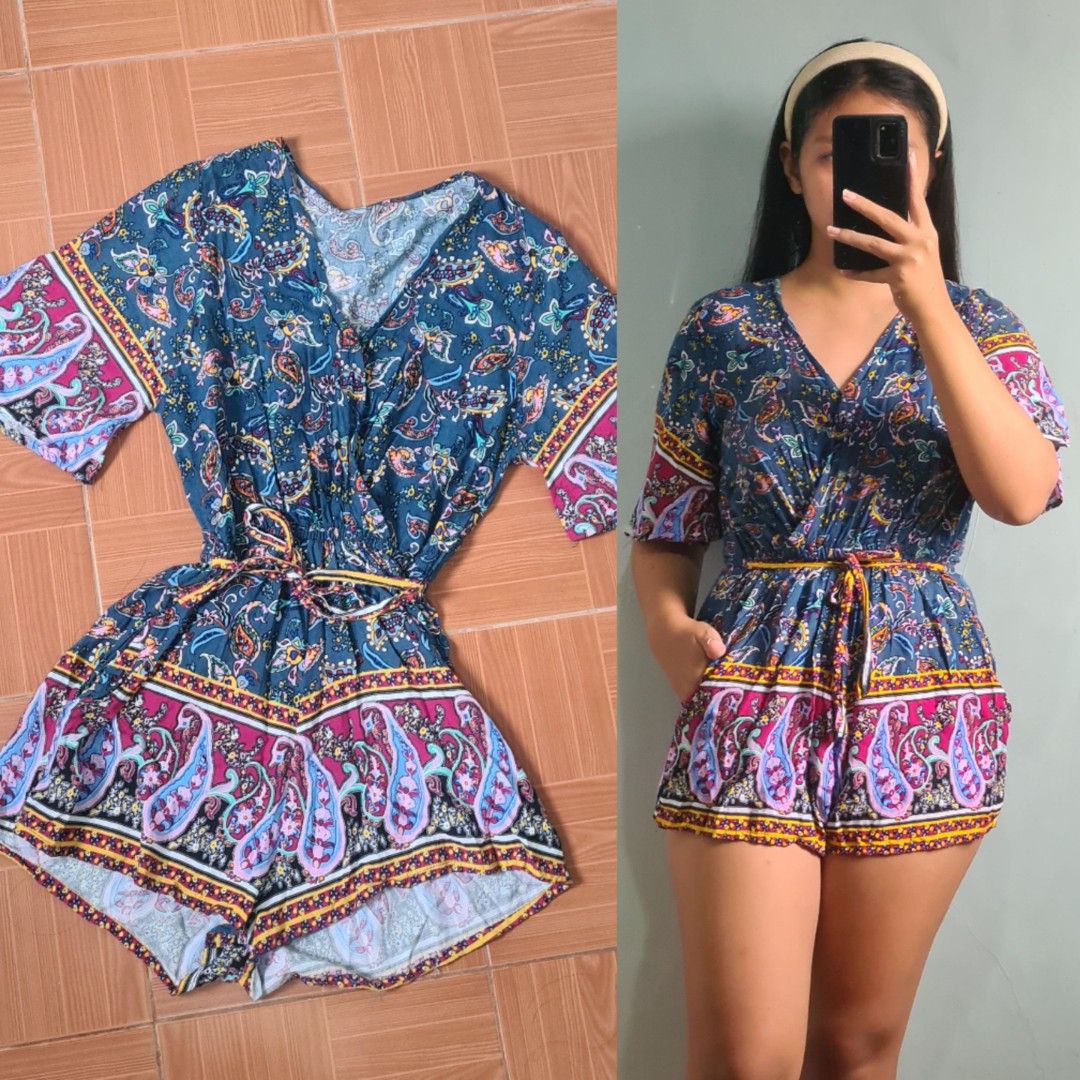 Blue Paisley Print Romper (Category: Rompers) located in Lipa City. Submitted by declutteringmaye (Listing ID 1385339145, Image 1). Description: Small to Medium.