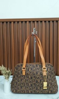 (Kategori: ) berada di . Dikirim oleh lestarievi21023 (ID iklan 1385421136, Gambar 1). Deskripsi: .