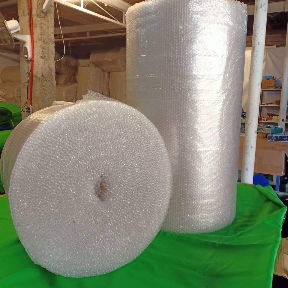 BUBBLE WRAP FOR PACKAGING (Category: Craft Supplies & Tools) located in San Pablo. Submitted by vennisa.sportssupplies (Listing ID 1385252304, Image 3). Description: BUBBLE WRAP FOR SALE!! Product Details: ▶️Crystal Clear Bubble Wrap is made of virgin material thus the plastic appears very clear and neat. Good for fragile items and also cosmetic products. ▶️Size:40 inches x 100 meters ACCEPTED PAYMENT METHODS: ✅CASH ✅GCASH ✅BANK TRANSFER ✅DATED C
