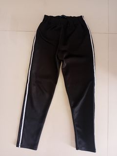 (Kategori: ) berada di . Dikirim oleh bembem.shop (ID iklan 1385258373, Gambar 1). Deskripsi: .