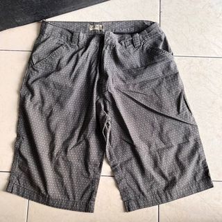 (Kategori: ) berada di . Dikirim oleh melstudf (ID iklan 1385262455, Gambar 1). Deskripsi: .