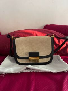 (Kategori: ) berada di . Dikirim oleh ranaweraar08276 (ID iklan 1385340025, Gambar 1). Deskripsi: .