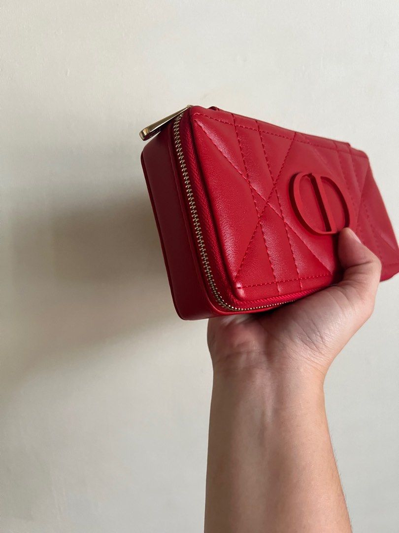 Christian Dior Case (Category: Luxury Bags & Wallets) located in Valenzuela. Submitted by dianzskiyo (Listing ID 1385338148, Image 3). Description: Christian Dior hard case - this is from rouge lipstick collection 📍 Can be use as jewelry box, make up organizer etc. 📍 what you see is what you get 📍 Managed ur expectation - this is preloved 📍 Slightly negotiable 📍 All details were already posted (pls check photos para iwas sa redundant na tano