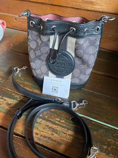 (Kategori: ) berada di . Dikirim oleh preloved_byeng (ID iklan 1385357131, Gambar 1). Deskripsi: .
