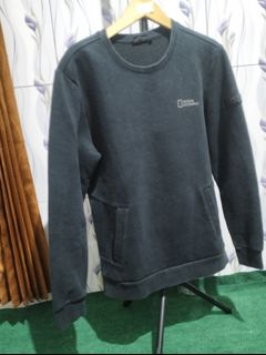 (Kategori: ) berada di . Dikirim oleh clothes_second (ID iklan 1385368141, Gambar 1). Deskripsi: .