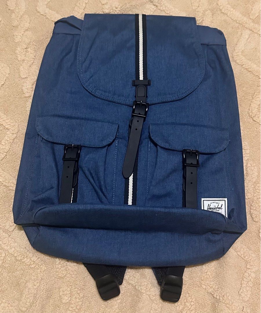 Dawson Hershel - BP Ensign Blue Crosshatch (Category: Backpacks) located in Manila. Submitted by yanamiii (Listing ID 1385405703, Image 1). Description: Like new(In very good condition) Never been use, stored for a long time 💯 original Unisex Gcash/Bank Transfer LBC/Lalamove J&T - No COD available ❌❌ No Return No Exchange Policy❌❌ .