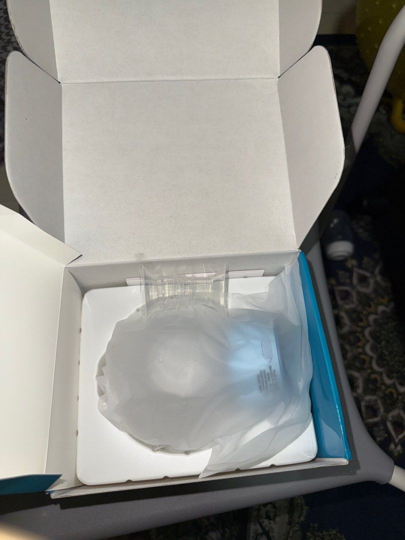Dr Isla Breastpump ( Double Set) EB30 (Category: Breastfeeding & Bottle Feeding) located in Georgetown. Submitted by yanali16 (Listing ID 1381999413, Image 2). Description: Harga beli 89.90x 2: RM179.80 Selling price RM80 only for double (2 pam) breastpump FREE 1 set 24mm & 19mm insert NEW FREE GIFTS 🎁 (milk storage, mini gabag icepack) NO RESERVE, FAST PAYMENT ONLY NOT FOR FUSSY BUYER NO JOY BUYER DONT OFFER IF U R NOT SERIOUS.