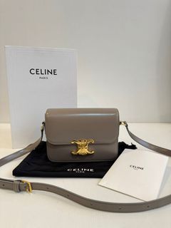 (Kategori: ) berada di . Dikirim oleh anzeraluxbags.id (ID iklan 1385342215, Gambar 1). Deskripsi: .