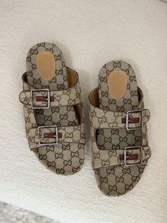 (Kategori: ) berada di . Dikirim oleh kiano_shoes (ID iklan 1385272325, Gambar 1). Deskripsi: .