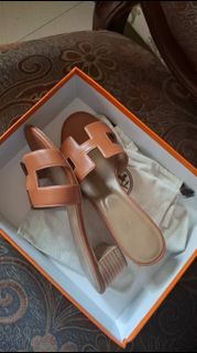 (Kategori: ) berada di . Dikirim oleh kiano_shoes (ID iklan 1385289795, Gambar 1). Deskripsi: .