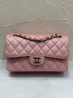 (Kategori: ) berada di . Dikirim oleh kiano_shoes (ID iklan 1385246327, Gambar 1). Deskripsi: .