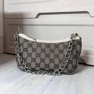 (Category: ) located in . Submitted by fitsnthings (Listing ID 1385417331, Image 1). Description: .