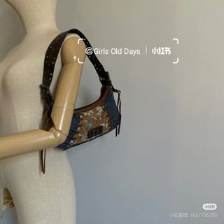 由 404clover (刊登 ID 1385418937，圖片 1) 提交，位於 的 (類別：)，說明：。