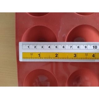 Half Sphere Silicon Baking Mold (Category: Bakeware) located in Batangas. Submitted by tins_closet88 (Listing ID 1385361149, Image 1). Description: "Description: Material: Silicone Size: L*W*H 19*13*2.5cm，Circular diameter 5cm Used once, like new" .