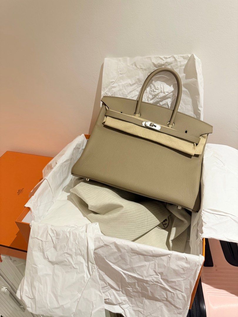 Hermes Birkin 35 (Category: Luxury Bags & Wallets) located in Quezon City. Submitted by tine2927 (Listing ID 1385277777, Image 2). Description: Beige Marfa 2025 Brandnew B35 Togo Complete with receipt .