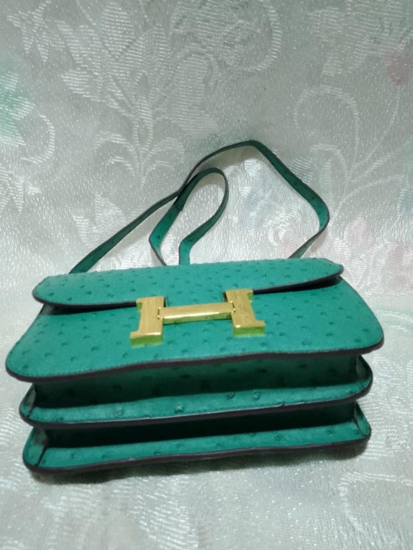 HERMES CONSTANCE (Category: Luxury Bags & Wallets) located in Tuguegarao City. Submitted by starzeke (Listing ID 1385398606, Image 2). Description: Pakibasa po‼️ ❤️Dear Buyers💚 Hindi ako makareply sa inyo, nakalimit kasi message sa carousel, nababasa ko lang cia. hanapin nio na lang po sa fb parehong pangalan po nakalagay sa profile pics. Pm nio ako dun and your Tawad☺️ -Starzeke Thriftshop and Japan Anikz.