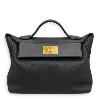 (Category: ) located in . Submitted by carousellluxury (Listing ID 1385348518, Image 1). Description: .