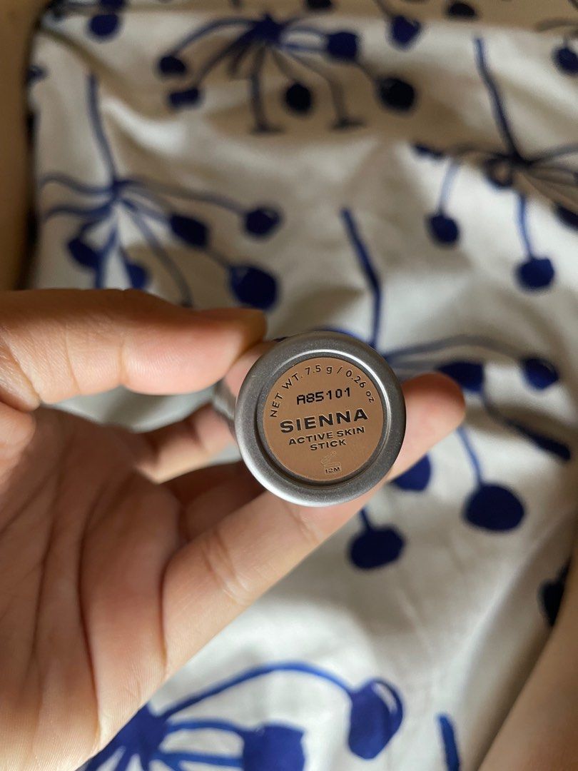 Issy and Co Skin Stick Sienna (Category: Makeup) located in Manila. Submitted by krishnaspreloved (Listing ID 1385328792, Image 2). Description: Issy and co Skin Stick Shade: Sienna 90% pa laman Used it twice (wrong shade).