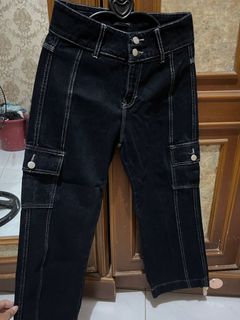 (Kategori: ) berada di . Dikirim oleh preloved_aniy (ID iklan 1385412858, Gambar 1). Deskripsi: .