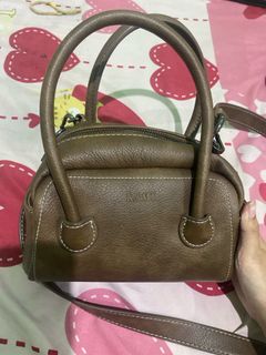 (Kategori: ) berada di . Dikirim oleh breadtalk2 (ID iklan 1385363638, Gambar 1). Deskripsi: .