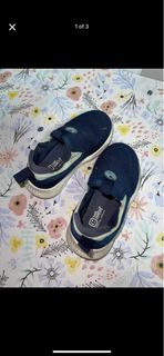 (Category: ) located in . Submitted by missss.preloved (Listing ID 1385373746, Image 1). Description: .