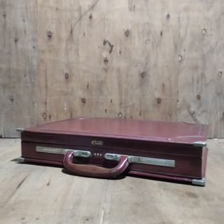 (Kategori: ) berada di . Dikirim oleh old_stock (ID iklan 1385242093, Gambar 1). Deskripsi: .