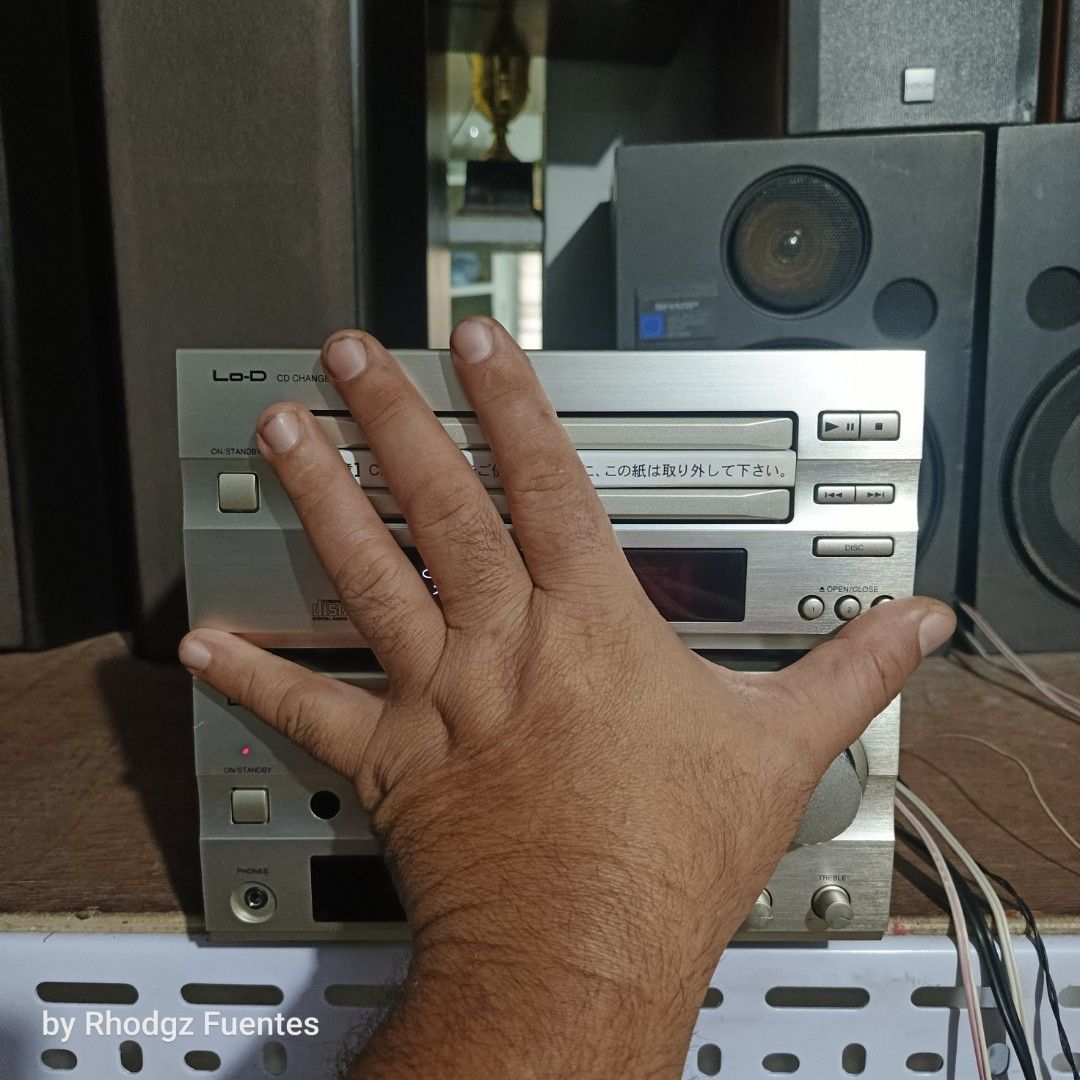 Lo-D Brand New Condition Minicompo (Category: Soundbars, Speakers & Amplifiers) located in Bulacan. Submitted by rhodgz (Listing ID 1385281783, Image 2). Description: Brand New Condition Lo-D Minicompo - Ampli/Tuner - 3-CD Player - with bass&treble - am/fm ocomplete local stations Price us only P4,500 pick up @ meycauayan, bulacan or we can arrange delivery nationwide.