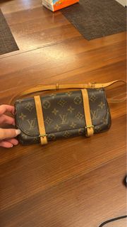 （分類：）位於 。 由 kooperandbagel 提交（商品編號 1385401251，圖片 1）。簡介： 。