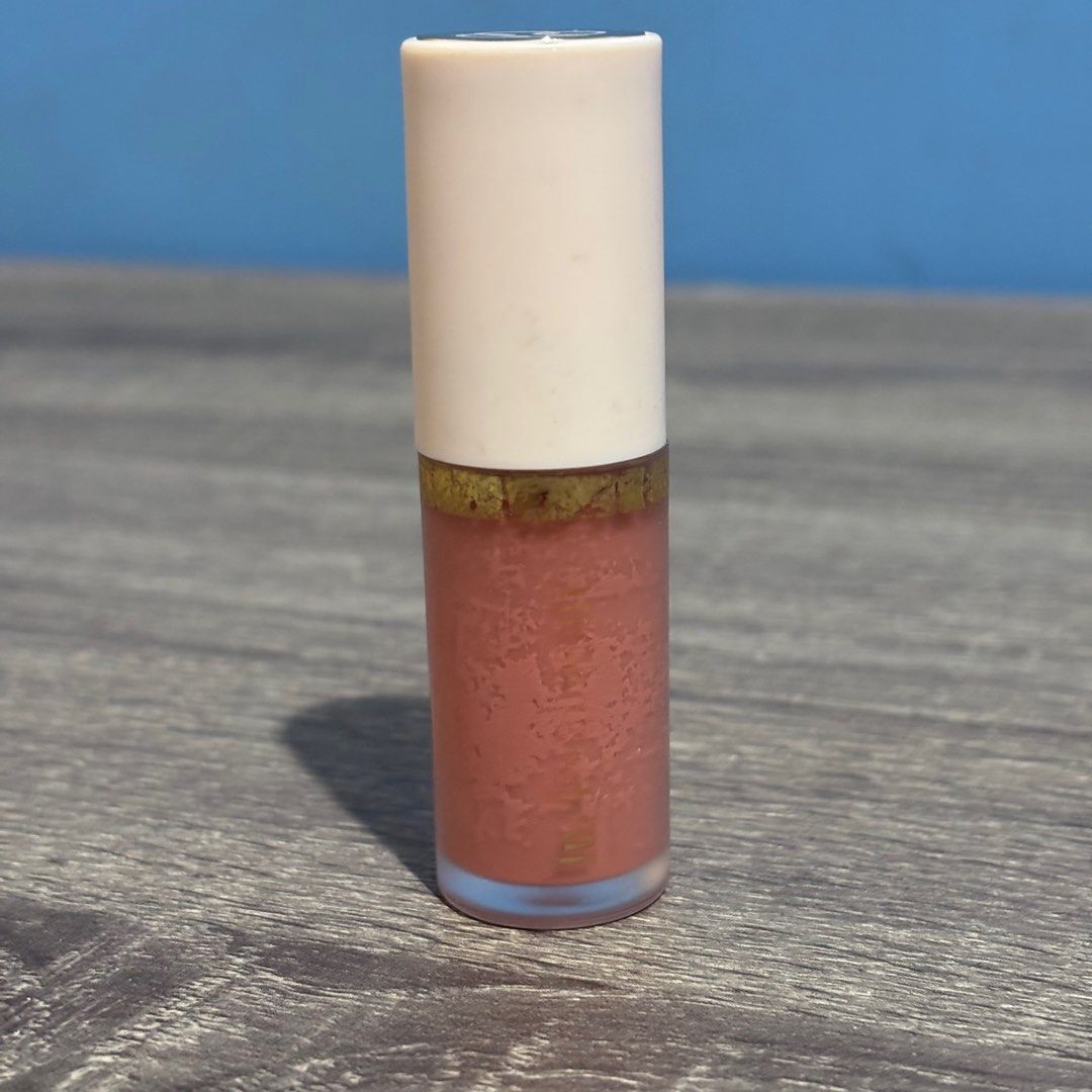 Lucky Beauty - Liquid Blush (Sonnet) (Category: Makeup) located in Taguig. Submitted by common.closet (Listing ID 1385264432, Image 1). Description: Lucky Beauty - Ethereal Liquid Blush Shade: Sonnet Component print has faded drastically, and has small chip at the bottom 70% full Cleaned and Sanitized .