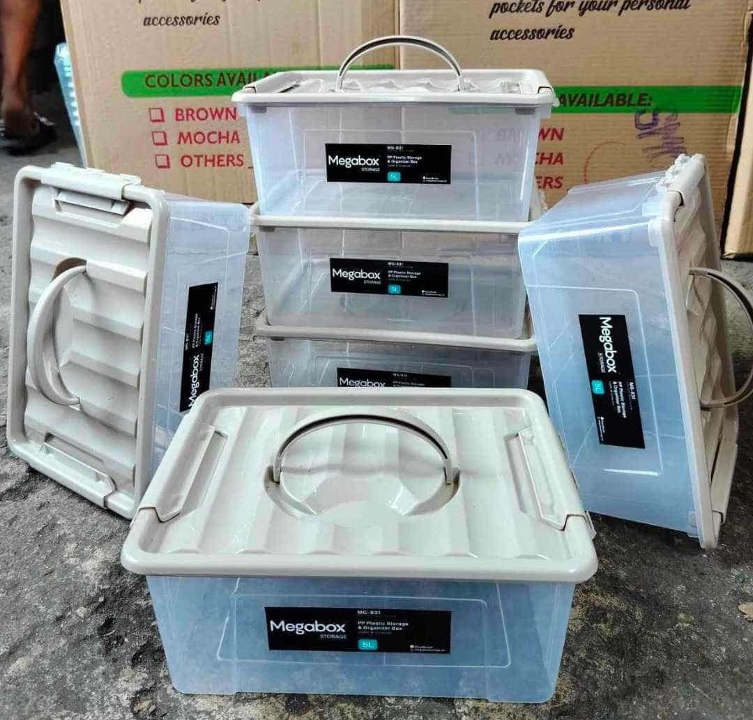 Megabox CARRI STORAGE BOX (Category: Storage Boxes & Baskets) located in Manila. Submitted by mariajudit37951 (Listing ID 1385290485, Image 1). Description: MG 831 Carri-Mi Series w/Handle 5 L L27xW20xH11cm P180. 00 each APRIL 2025.