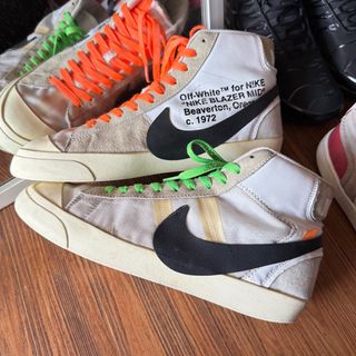 (Kategori: ) berada di . Dikirim oleh sneakerssecondmarket (ID iklan 1385250543, Gambar 1). Deskripsi: .
