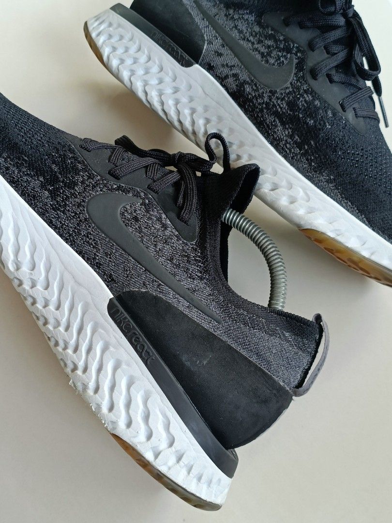 NIKE EPIC REACT FLYKNIT DARK GREY (Category: Sneakers) located in Butuan. Submitted by jacobfrost (Listing ID 1385383188, Image 2). Description: NIKE EPIC REACT FLYKNIT DARK GREY 11 us mens | 45 eur | 29 cm Good condition / sign of usage only 1000.
