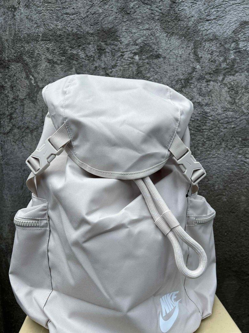 Nike Heritage Rucksack back pack (Category: Backpacks) located in Binalonan. Submitted by barbs09 (Listing ID 1385292192, Image 1). Description: Brand new with tag Bough from LA RFS: Decluttering .