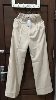 (Kategori: ) berada di . Dikirim oleh kaylovie (ID iklan 1385254082, Gambar 1). Deskripsi: .